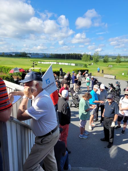 Samling før golf turnering på Romerike Golfklubb.