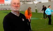 Golfmisjonæren som tar Ett slag av gangen. Claus Mæland